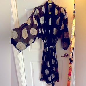 Josie Sheer Black Kimono Robe with gray medallions in Large